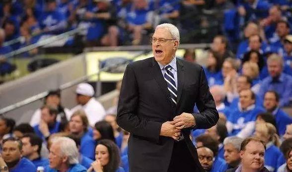 看着这对夫 看着这对夫