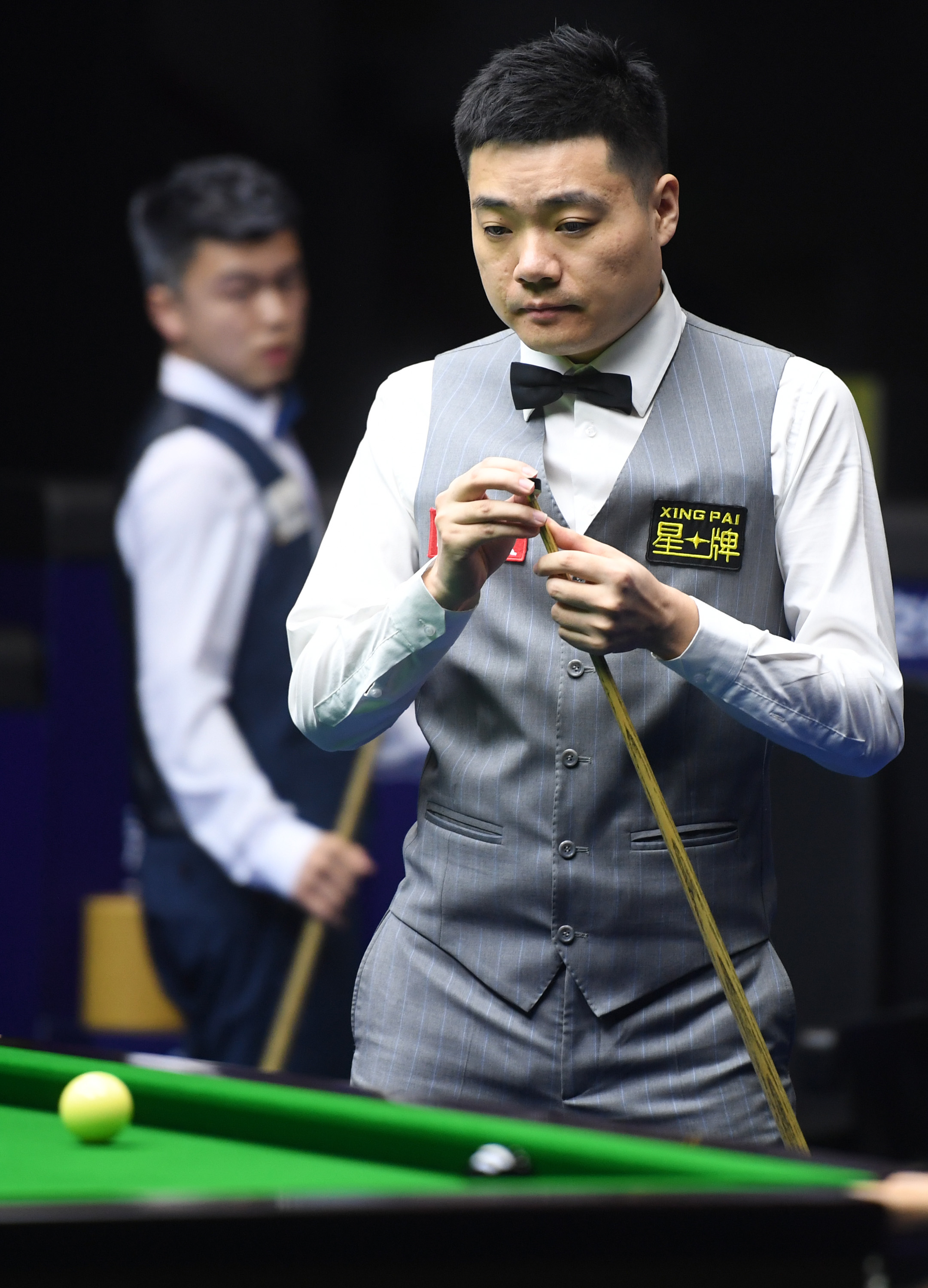 膝盖作为支 膝盖作为支